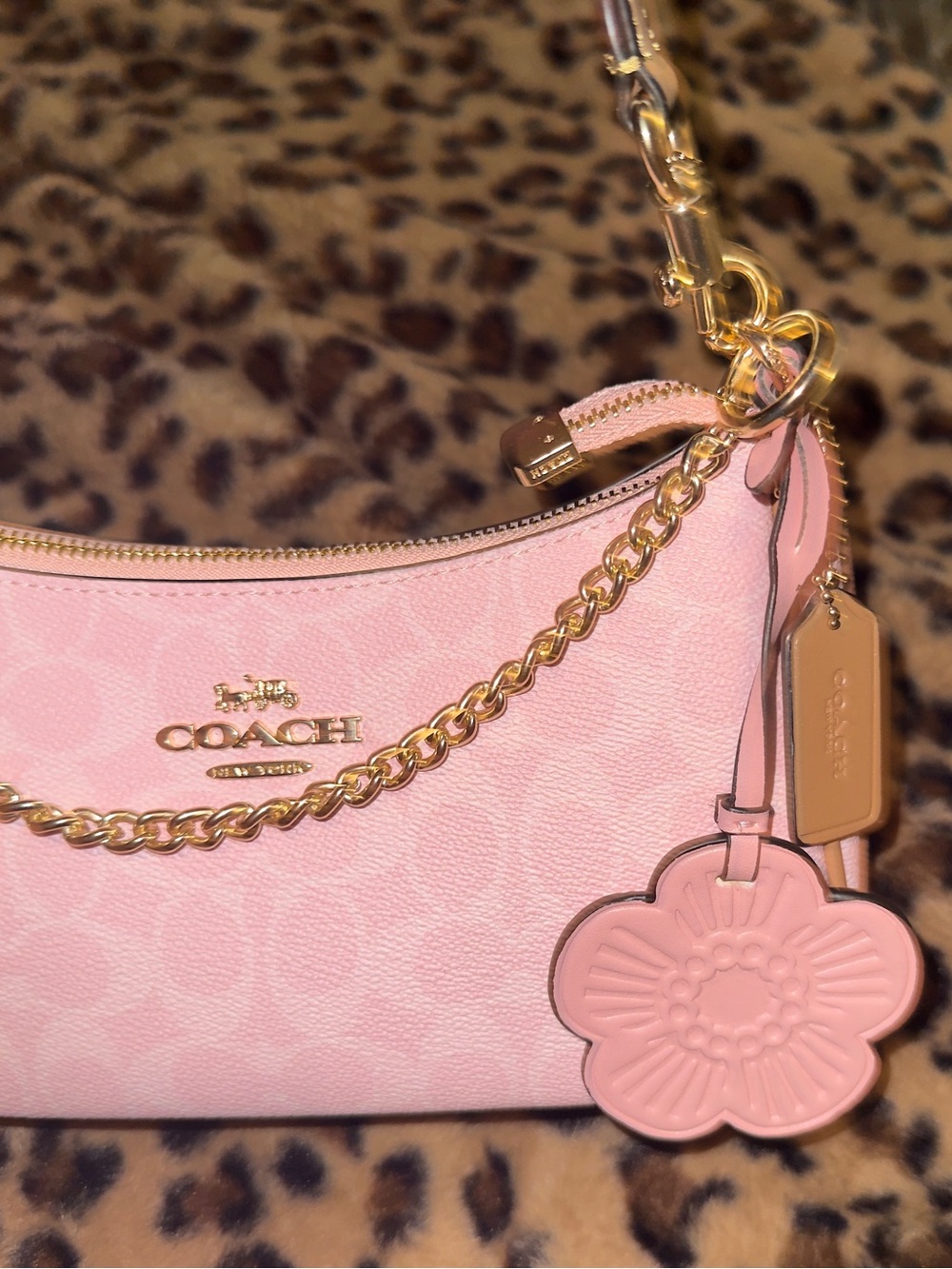 COACH Powder Pink Signature Chain Teri Shoulder Bag with Floral Charm - Picture 3 of 11